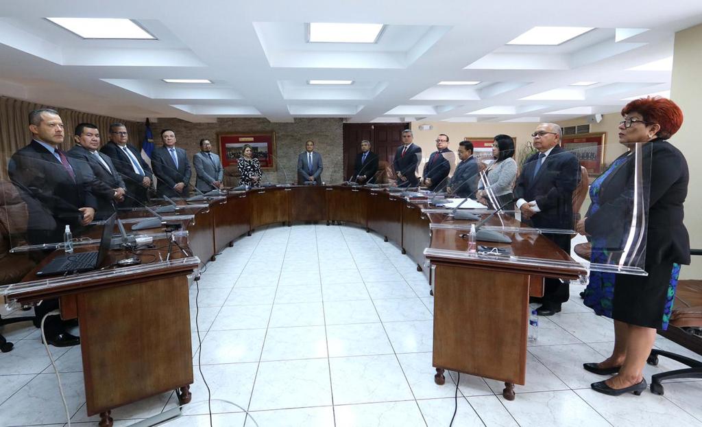 Corte Plena se instaló completamente este martes, incluidos los nuevos magistrados de la Sala corte-plena-se-instalo-completamente-este-martes-incluidos-los-nuevos-magistrados-de-la-sala